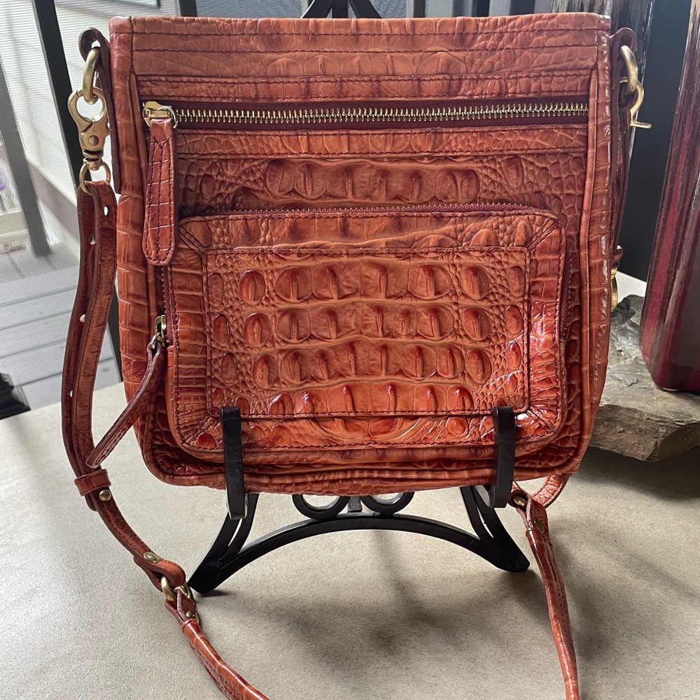 BRAHMIN CLEO-SEDONA MELBOURNE.  FREE SHIPPING.